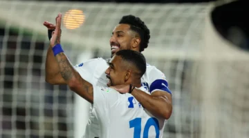 قنوات دوري روشن.. كيف تشاهد مباراة الهلال والاتفاق عبر الترددات والمنصات؟